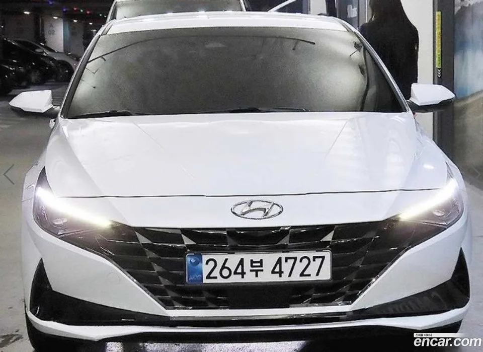 Hyundai Avante 1.6 2022 — миниатюра 2