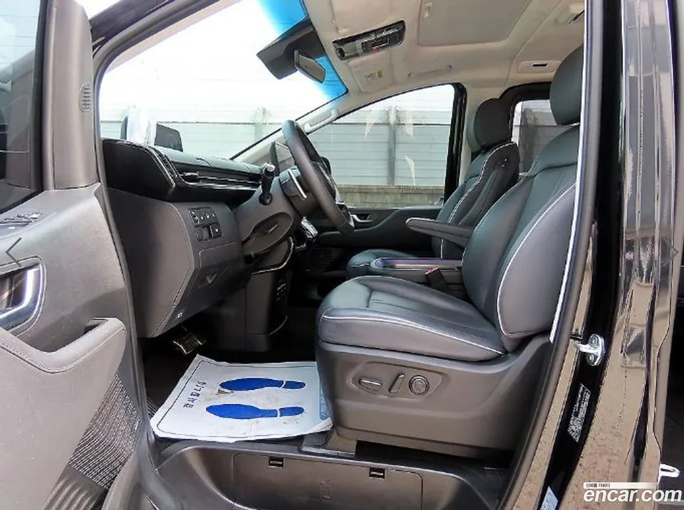 Hyundai Staria HEV 1.6 7 2024 — миниатюра 2