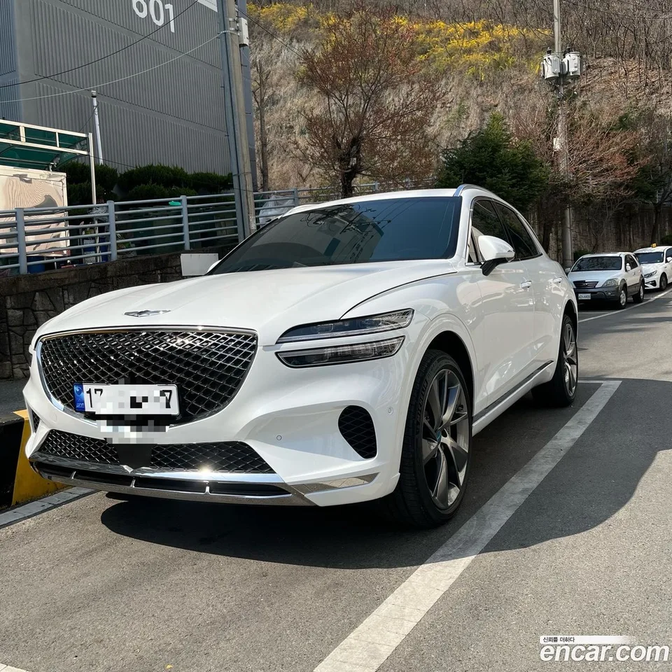 Genesis GV70 2.5T 2WD 2023 — миниатюра 3