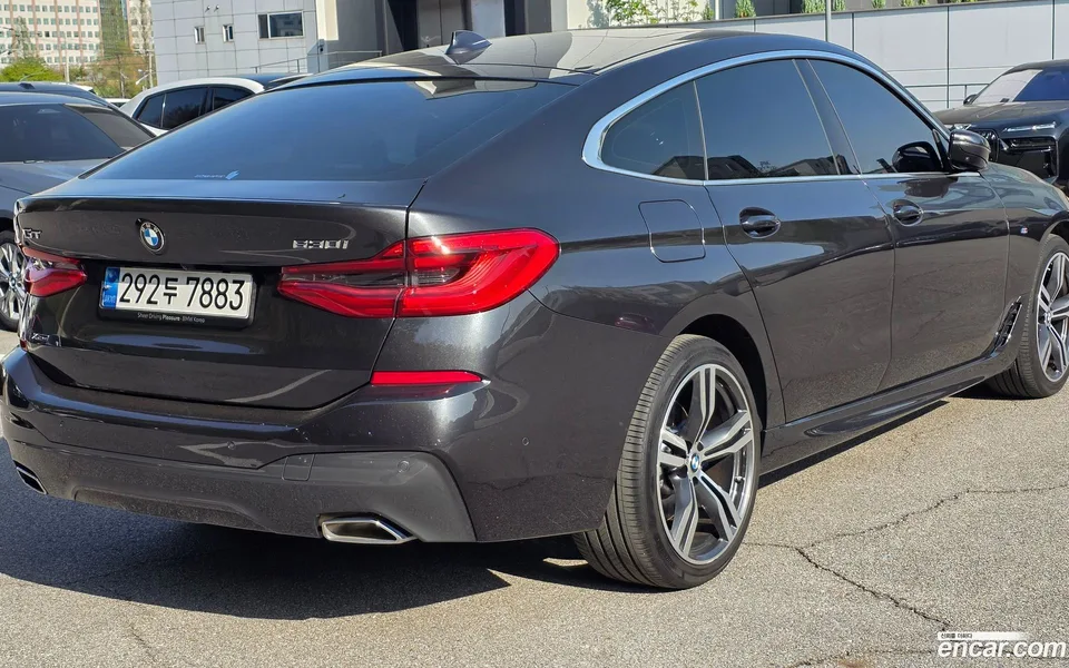 BMW 6 Series GT 630i xDrive M 2024 — миниатюра 2