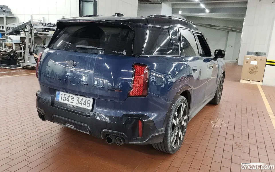 MINI Cooper S Countryman ALL4 JCW 2025 — миниатюра 2