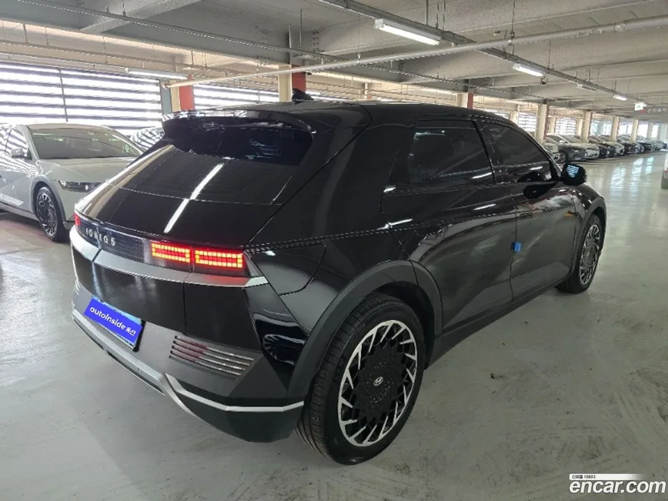 Hyundai Ioniq 5 2024 — миниатюра 3