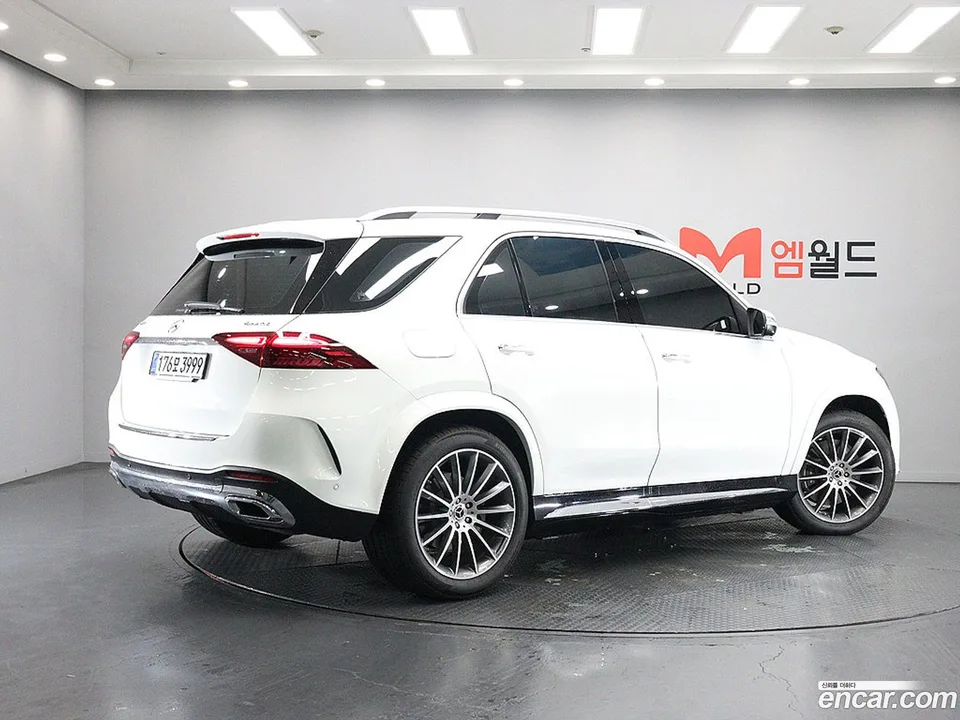Mercedes-Benz GLE-Class GLE450 4MATIC 2025 — миниатюра 3