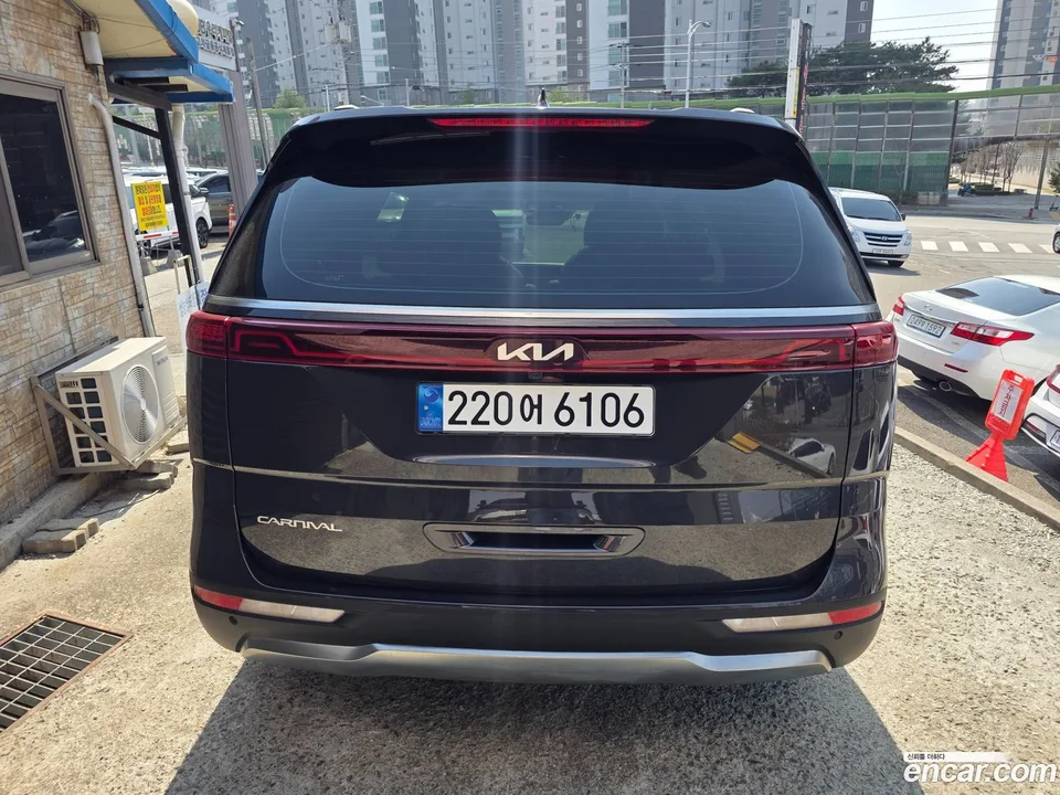Kia Carnival 7 2023 — миниатюра 4