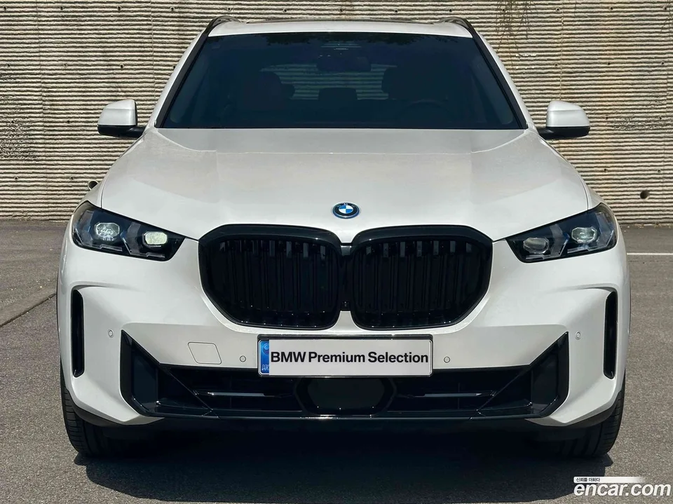 BMW X5 xDrive 50e xLine 2025 — миниатюра 2