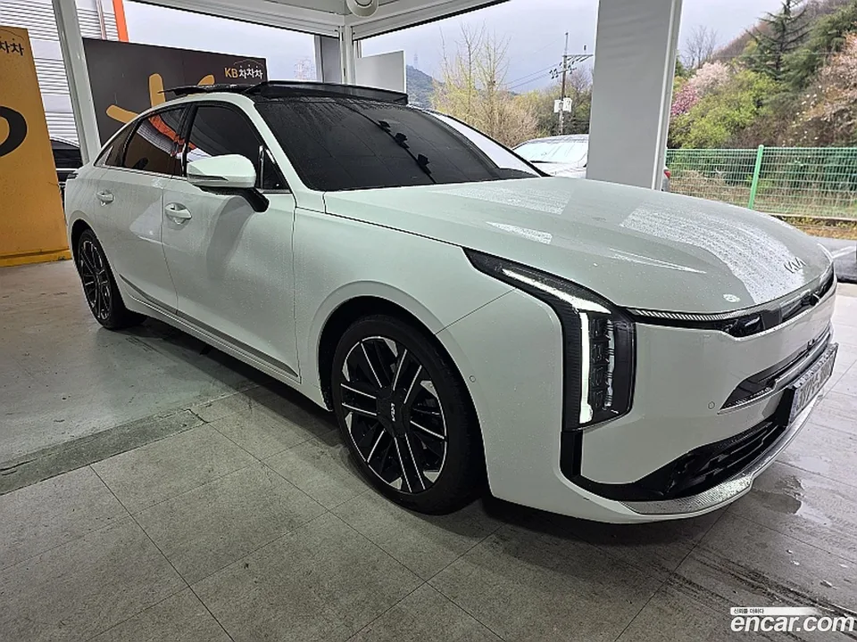 Kia K8 Hybrid 2025 — миниатюра 2
