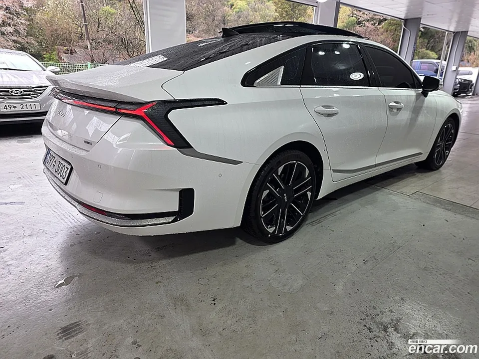 Kia K8 Hybrid 2025 — миниатюра 4