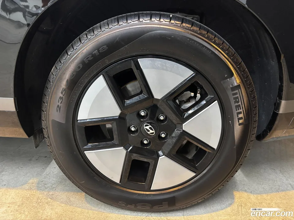 Hyundai SantaFe HEV 1.6 2WD 2024 — миниатюра 5