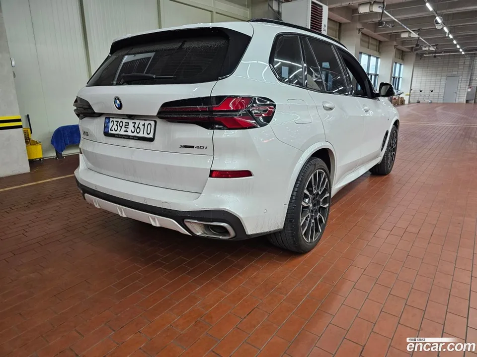 BMW X5 xDrive 40i M 2023 — миниатюра 2