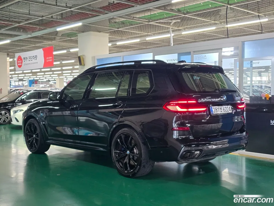 BMW X7 M60i xDrive M 6 2025 — миниатюра 2
