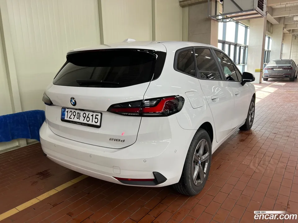 BMW 2 Series Active Tourer 218d 2025 — миниатюра 2