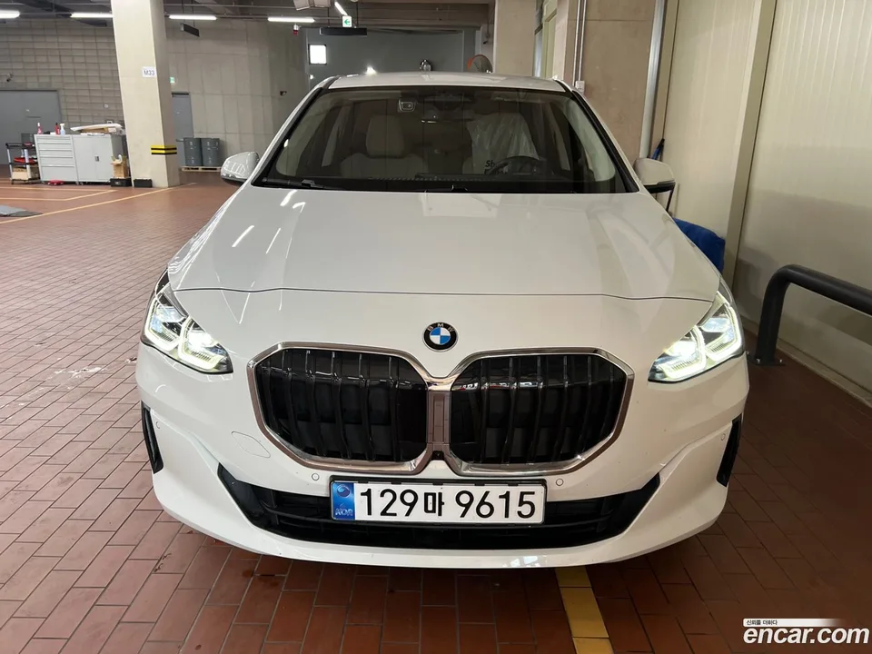 BMW 2 Series Active Tourer 218d 2025 — миниатюра 3