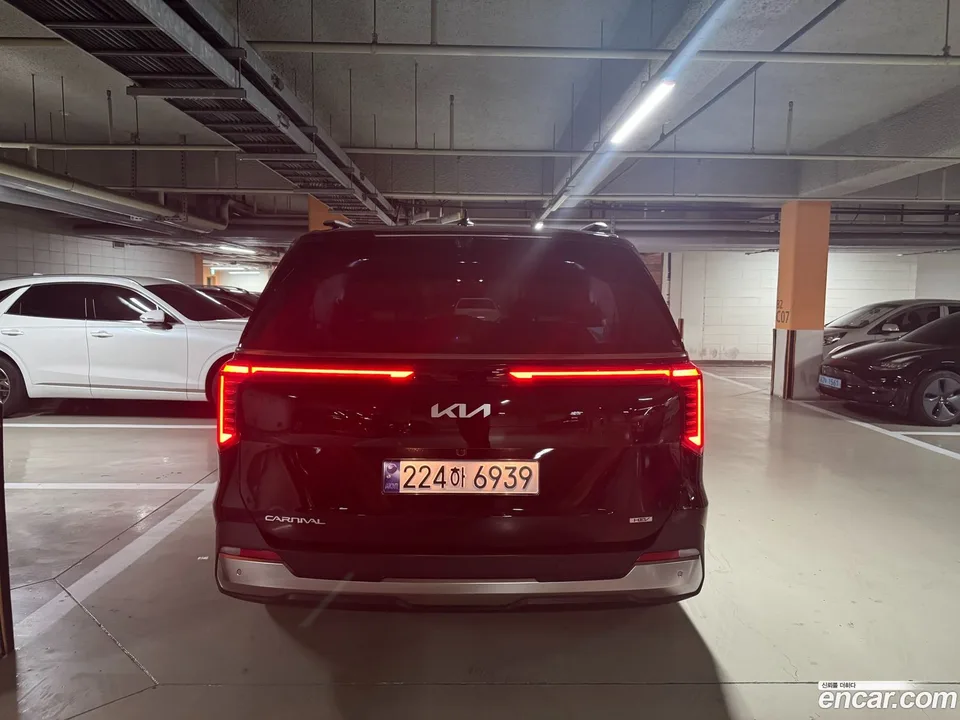 Kia Carnival 9 2025 — миниатюра 4