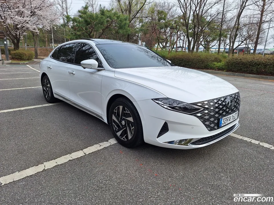 Hyundai Grandeur IG Hybrid 2022 — миниатюра 3