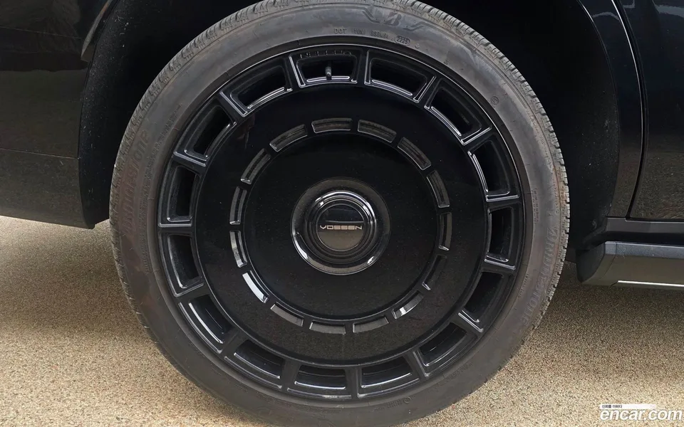 Cadillac Escalade 6.2 2025 — миниатюра 5