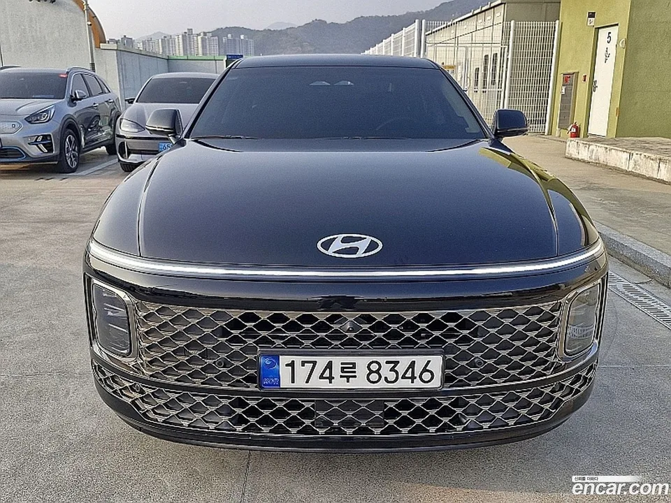Hyundai Grandeur Hybrid 2024 — фото 1, купить с доставкой в Москву