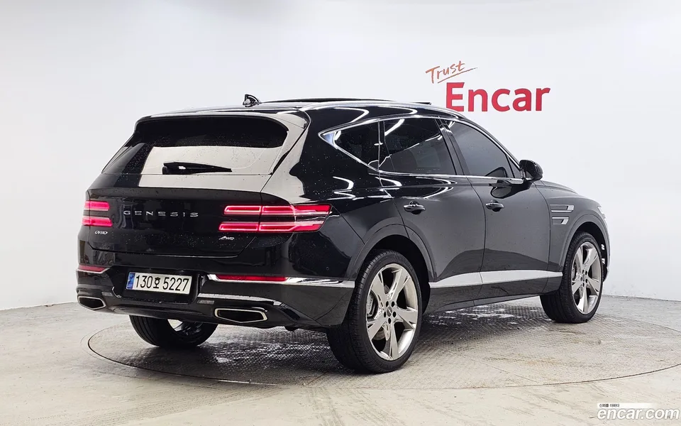 Genesis GV80 2.5T AWD 2023 — миниатюра 2