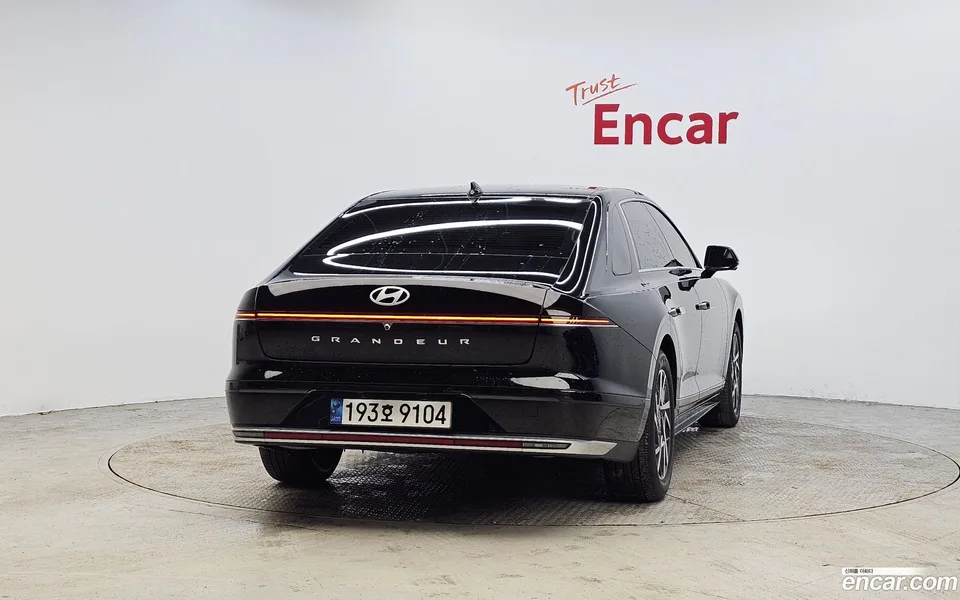 Hyundai Grandeur 2.5 2WD 2023 — миниатюра 4