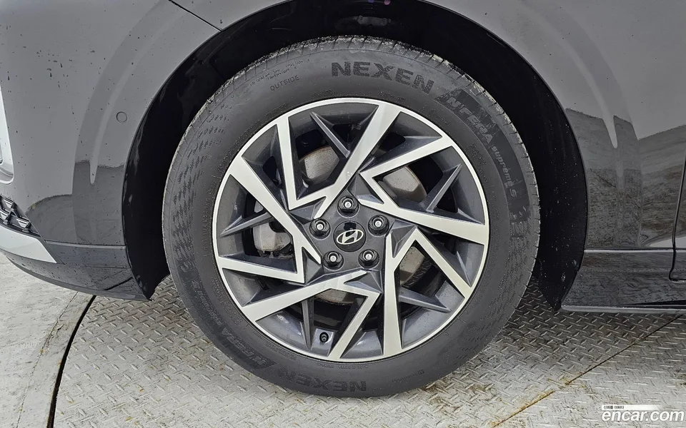 Hyundai Grandeur 2.5 2WD 2023 — миниатюра 5