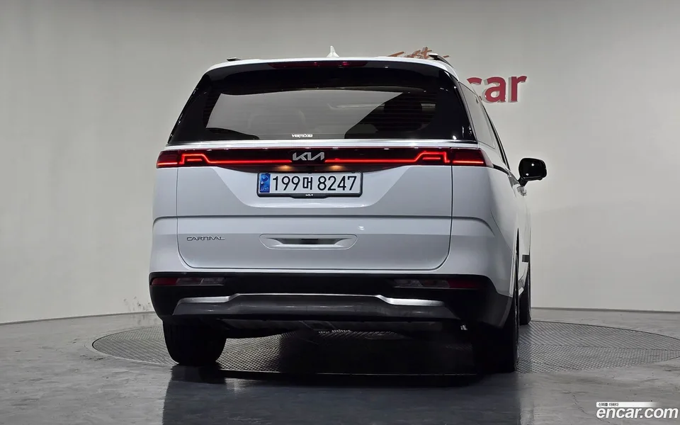 Kia Carnival 9 2023 — миниатюра 4