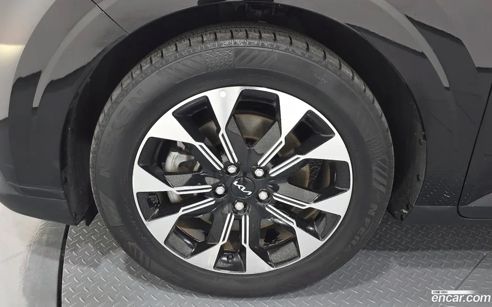 Kia Carnival 9 2022 — миниатюра 5