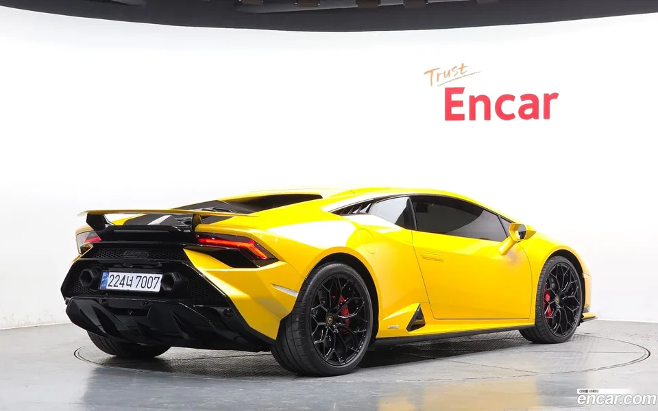 Lamborghini Huracan LP640-2 2024 — миниатюра 2