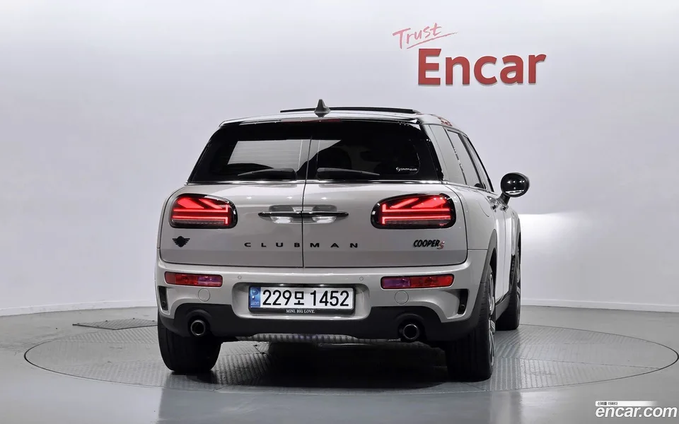MINI Cooper S Clubman 2023 — миниатюра 4
