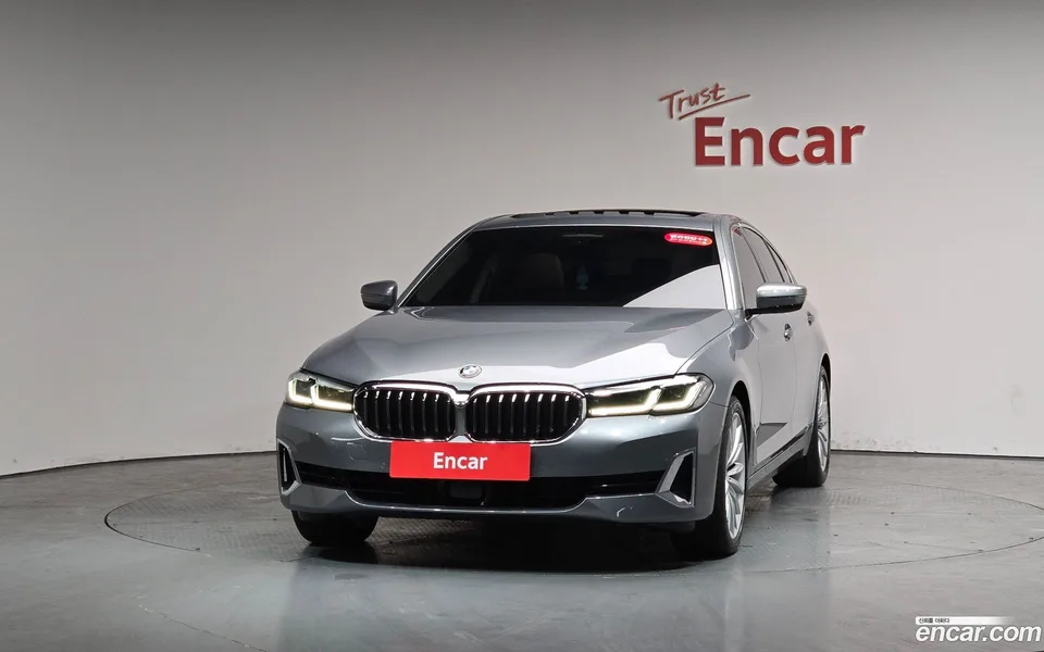 BMW 5 Series 530i 2023 — миниатюра 3