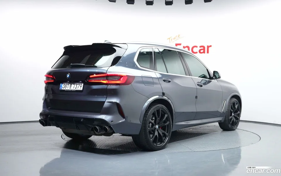 BMW X5 M50i 2022 — миниатюра 2