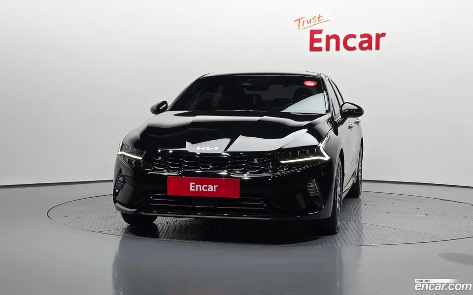Kia K5 Hybrid 2023 — миниатюра 3