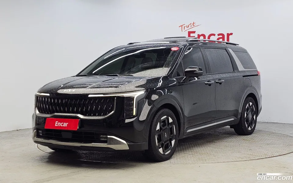 Kia Carnival 9 2024 — фото 1, купить с доставкой в Москву