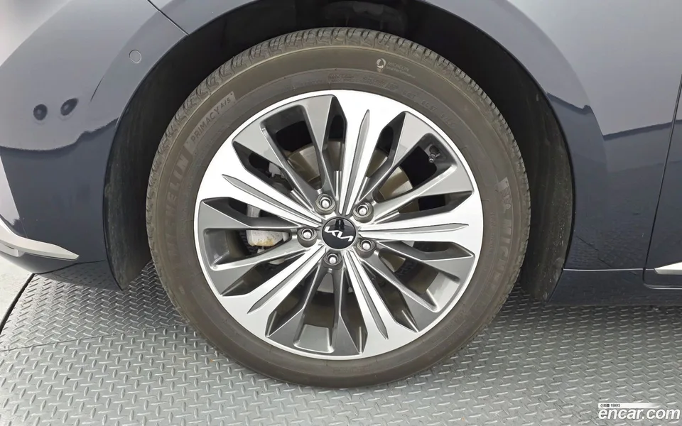 Kia K8 Hybrid 2022 — миниатюра 5