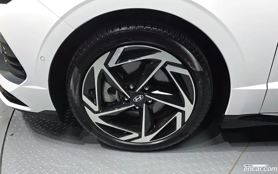 Hyundai Sonata The Edge Hybrid 2024 — миниатюра 5