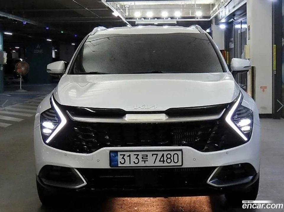 Kia Sportage 1.6 4WD 2023 — миниатюра 2