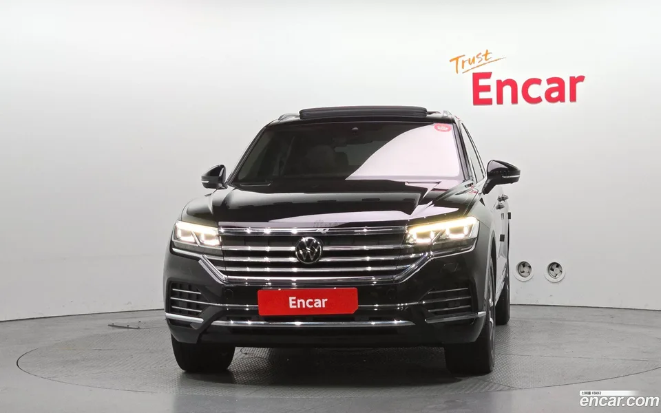 Volkswagen Touareg 3.0 TDI 2023 — миниатюра 3