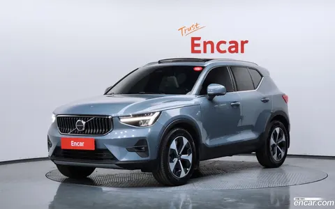 Volvo XC40 2023 купить в Москве