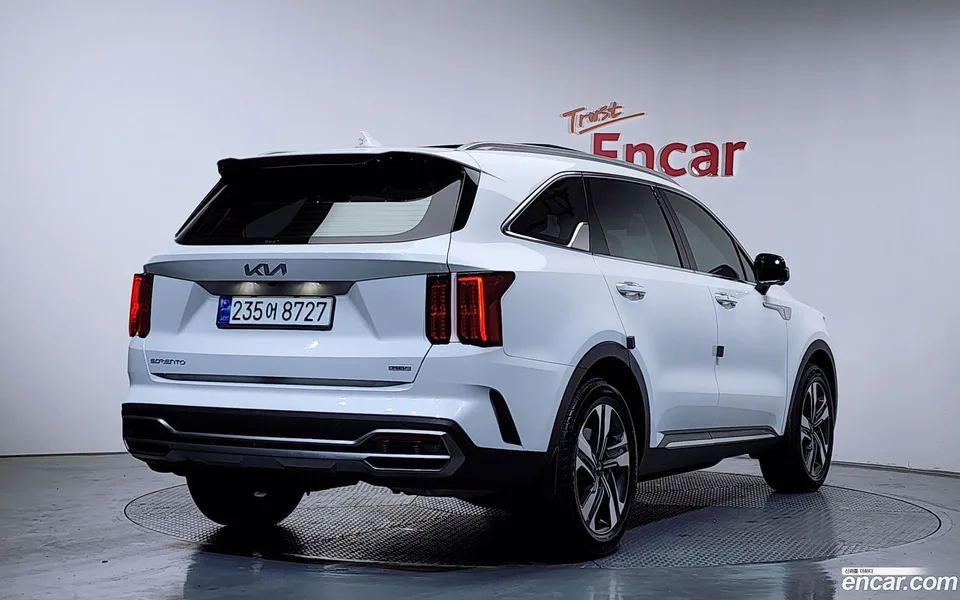 Kia Sorento HEV 1.6 2WD 2023 — миниатюра 2