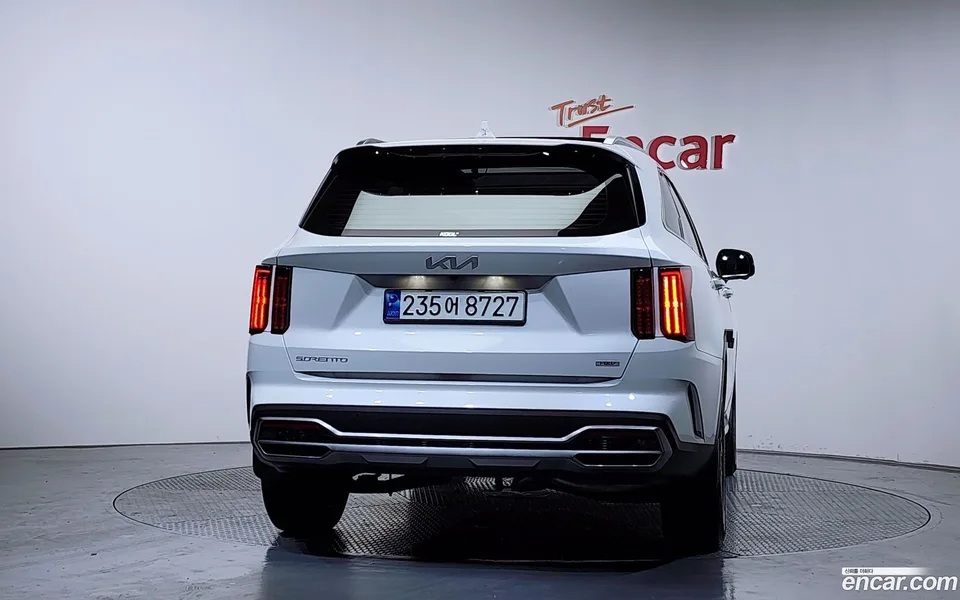 Kia Sorento HEV 1.6 2WD 2023 — миниатюра 4