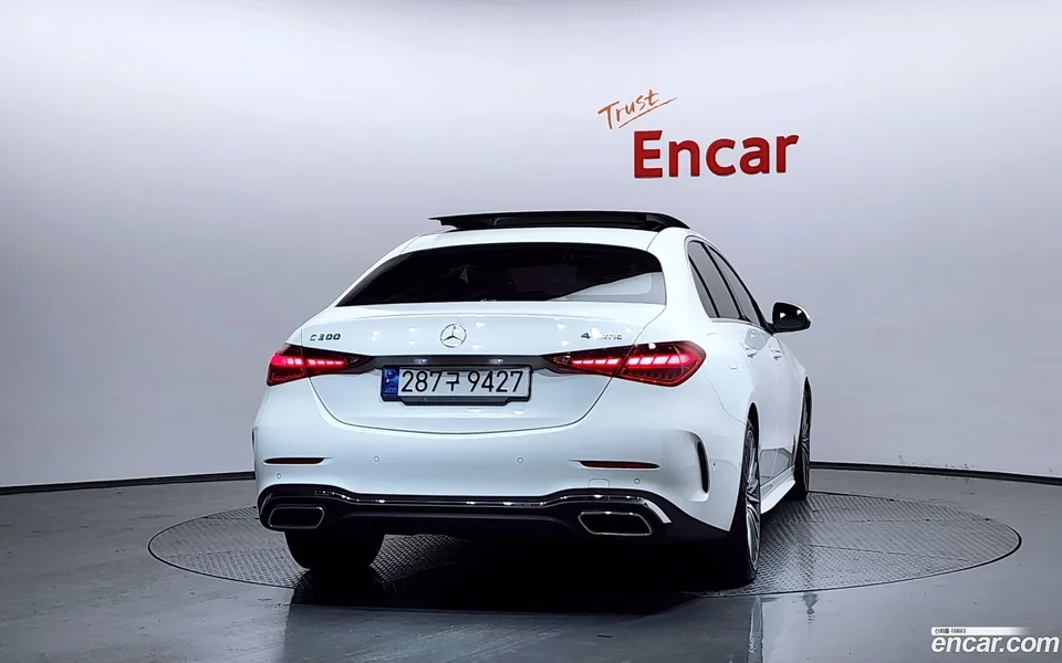 Mercedes-Benz C-Class C300 4MATIC AMG Line 2023 — миниатюра 5