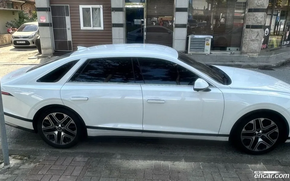 Hyundai Grandeur Hybrid 2025 — миниатюра 5