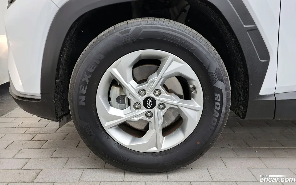 Hyundai Tucson 1.6 2WD 2023 — миниатюра 5