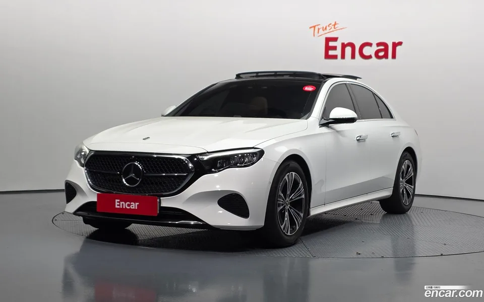 Mercedes-Benz E-Class E200 2024 — фото 1, купить с доставкой в Москву