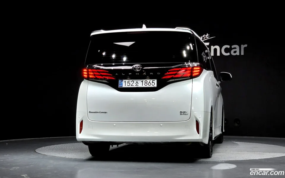 Toyota Alphard 2.5 HEV AWD 2024 — миниатюра 4