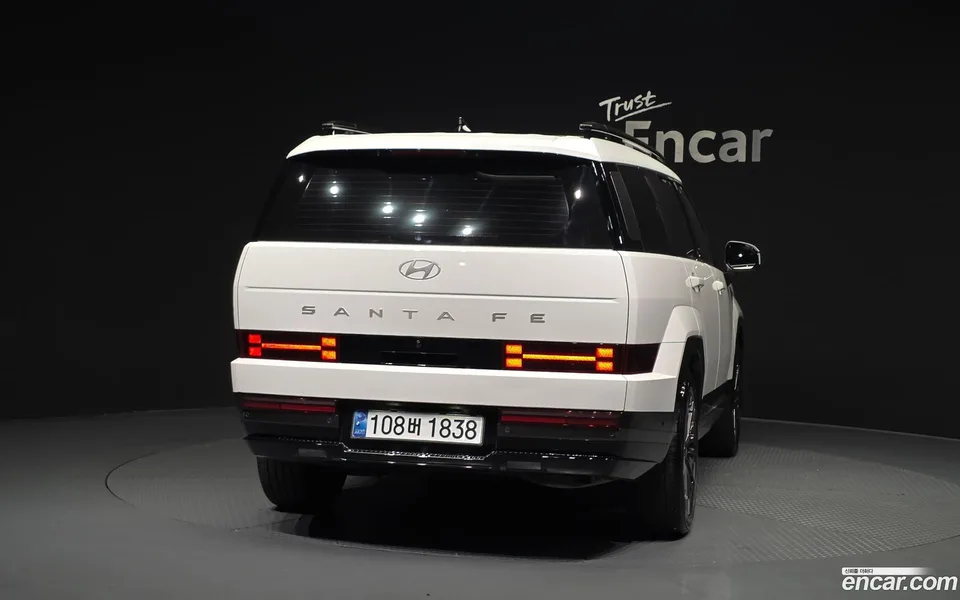Hyundai Santa Fe HEV 1.6 2WD 2024 — миниатюра 4