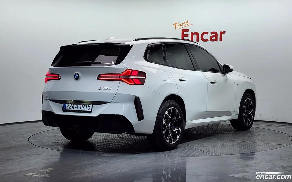 BMW X3 xDrive 20 M 2025 — миниатюра 2