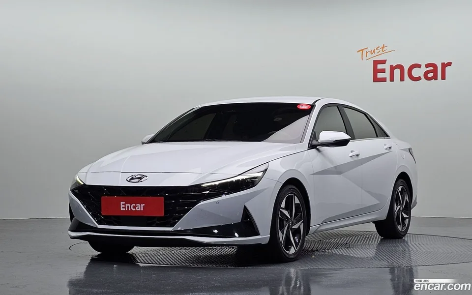 Hyundai Avante 1.6 2022 — фото 1, купить с доставкой в Москву
