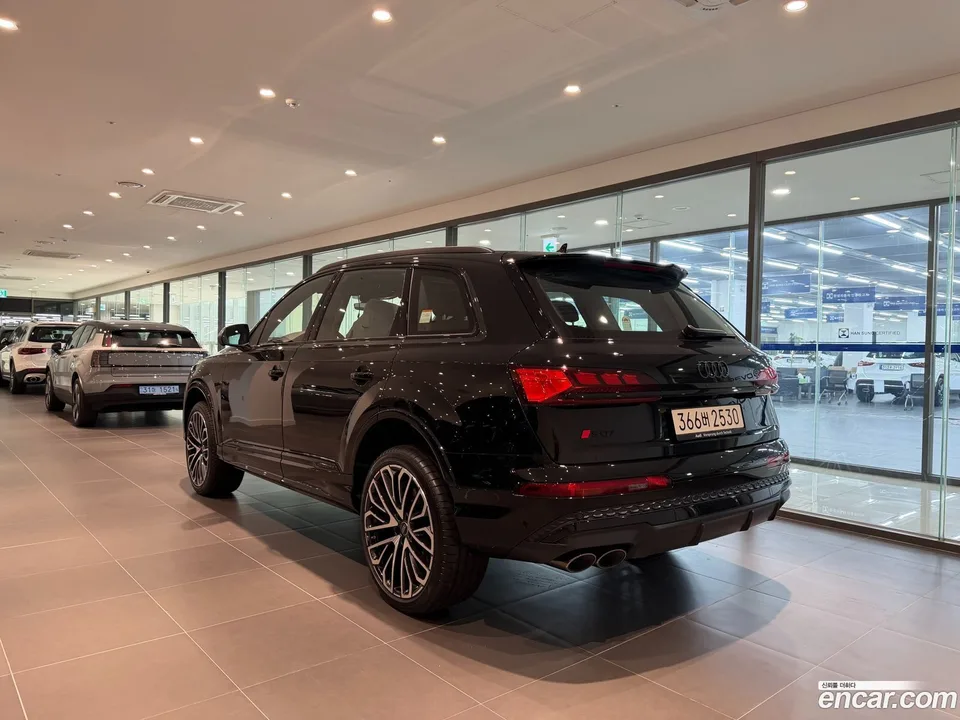 Audi SQ7 (4M) 4.0 TFSI 2026 — миниатюра 2
