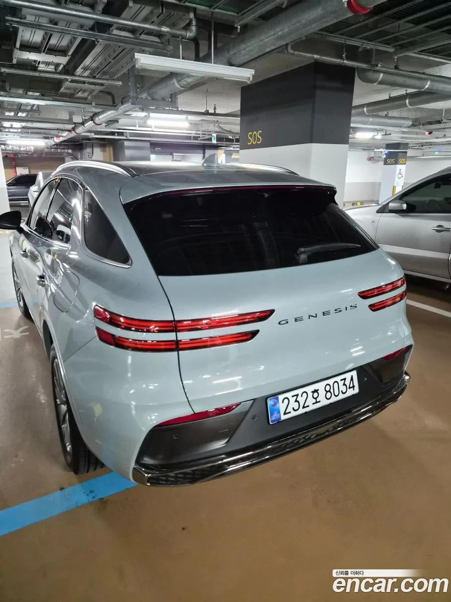 Genesis GV70 2.5T 2WD 2026 — миниатюра 2