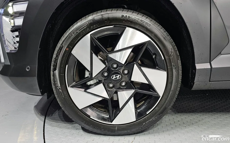 Hyundai Kona 1.6 2WD 2024 — миниатюра 5