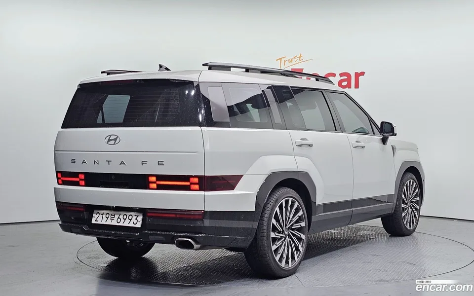 Hyundai SantaFe 2.5T 2WD 2023 — миниатюра 2